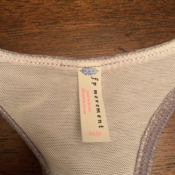 Free People Movement Sports Bra XS Criss Cross New NWT - Picture 2 of 4